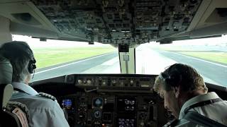 Air New Zealand Boeing 767300 landing from Flight Deck [upl. by Bamford]