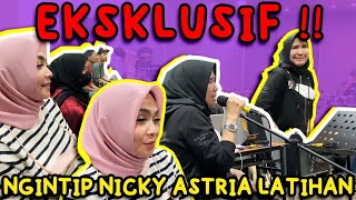 EKSKLUSIF  MAMA RIETA INTIP LATIHAN NICKY ASTRIA  LANJUT PESTA DURIAN SAMA HobbyMakan [upl. by Ernest]