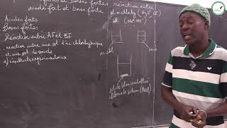 Cours  Terminale S  Physique  Chimie  Acides forts et bases fortes réaction entre acides  S 4 [upl. by Ahseinaj230]