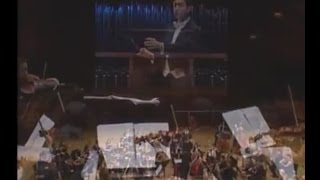 Mozart Symphony no 40 in G minor  Rodolfo Barráez  Caracas Symphony Orchestra [upl. by Clarinda]