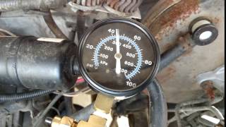 92 Bronco 351 Windsor fuel pressure [upl. by Sset]