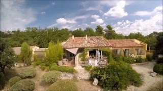 Hôtel le Mas du Loriot à Murs dans le Luberon [upl. by Kora]