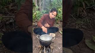 Single mom SHOW survival in the Wild camping outdoors bushcraft lifehacks😅😆P730 [upl. by Frayne]