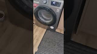 LG Washing machine MEGA UNBALANCED [upl. by Grant266]