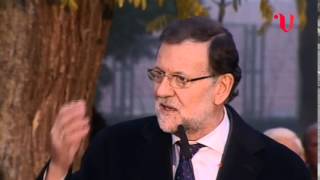 Rajoy y los alcaldes y los vecinos [upl. by Eidod253]