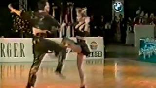 Alojzy Nowak amp Dorota Lipka  World Masters RocknRoll Acrobatic Munich 1992  Final footwork mpg [upl. by Aretina]