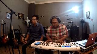 ROMANSA CINTA SAMSONS cover by TEYE feat JONATHAN FREDDY [upl. by Heffron365]