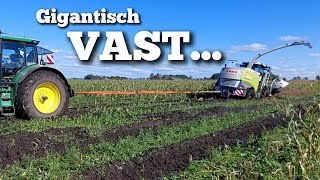 Hakselaar GIGANTISCH VAST op maisland  Boer Gerrit vlogt [upl. by Martell]