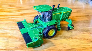 JOHN DEERE W260 WINDROWER MODEL REVIEW  164 SCALE [upl. by Ainocal912]