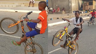 YOUNG BICYCLE RIDERS DISPLAYING THEIR SKILLS INSIDE ACCRA [upl. by Clifford473]