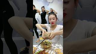 A fun diet with grain bread the original from Chinese coaches dance diet funny [upl. by Malcah]