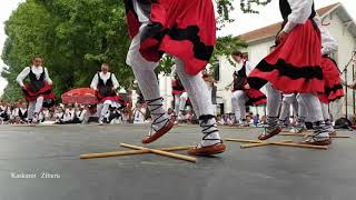 Makil Burzet Dantza  Leinua Eskola Dantza  Karrilkaldi  Fêtes de Bayonne  Danse Basque [upl. by Ahsiakal]