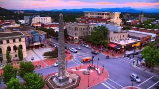 Downtown Asheville NC Time Lapse SunrisetoSunset in a Blue Ridge Mountain City [upl. by Martelli703]