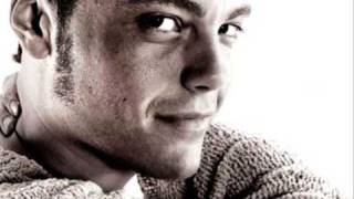 Tiziano Ferro  indietro inglese [upl. by Esinwahs]