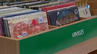 Poitiers  vers un plan de reclassement à la librairie Gibert Joseph [upl. by Aguie]