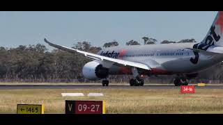 jetstar 787 leaving Melbourne airport [upl. by Prober]