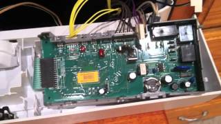 Maytag Dishwasher burned controller board problem Model MDB7609AWW2 [upl. by Kirstyn]