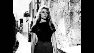 Dismoi quelque chose de gentil  Brigitte Bardot [upl. by Nore916]