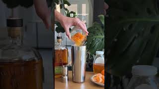 🍊 Mandarine Sour  Cócteles Fáciles [upl. by Tnomyar]