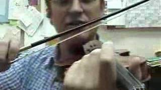 Violin Lesson 13 The Balance Point and Lifting the bow [upl. by Ayor]