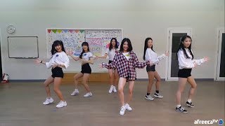 170928 BONUSbaby 보너스베이비  Catallena ORANGE CARAMEL DANCE COVER Dance Practice [upl. by Asillim923]