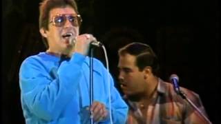 Rompe Saraguey  Héctor Lavoe en la Feria del Hogar 1986 [upl. by Segalman]