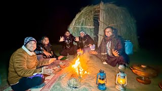 A Cold Spring Night in Forest  Living Night On The Bank Of River  Mubashir Saddique  Village Food [upl. by Lanita]