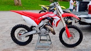 Suzuki RM125 1992  First Test Ride [upl. by Rebme683]