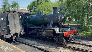 Journey from Keighley to Haworth by Heritage Steam Train  Keighley amp Worth Valley Railway [upl. by Siuqramed]