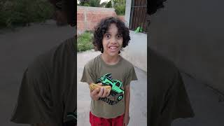 Fruta vs chocolate comedia explore memes humor shorts [upl. by Warden]