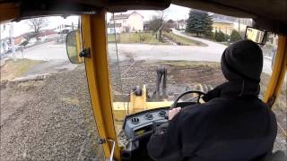 Volvo L50 Pushing crushed concrete [upl. by Raamaj]