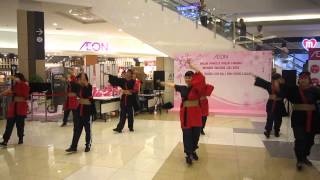 YOSAGO Yocchore  AEON Bình Dương 17112014 [upl. by Girovard738]