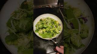 StamperTV reincarnated makes stir fry in filthy kitchen [upl. by Conal]