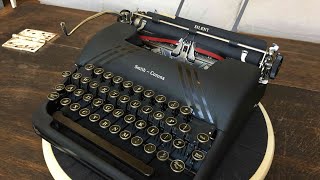 TypewriterMinutes  Typewriter Review 1946 Smith Corona Silent [upl. by Leiser297]