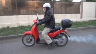 Aprilia Scarabeo 50 2T Street Part 3 [upl. by Aonehc54]