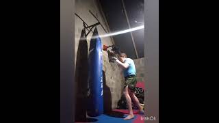 Bag combos 1 boxing mma kickboxing muaythai coaching [upl. by Sewell]