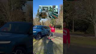 🔋 Rivian R1S Electric Car 🚗 rivianr1s HobbyExplorer America Tamil Car Tech Review [upl. by Themis]