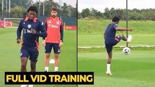 Tyrell Malacia shocked fitness coach upon his return to Manchester United training  Man Utd News [upl. by Belier128]