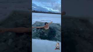 Snowman fight ice snow loveingice winter swimming swim icequeen kpop [upl. by Gnouv]