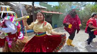 Los Rayos del EcuadorCarnavalito Ecuatoriano La diferencia musical [upl. by Clite]