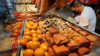 WHAMPOA MAKAN PLACE BLK 90  SINGAPORE FOOD TOURS  Hoover Rojak Duck Porridge [upl. by Adnilg]