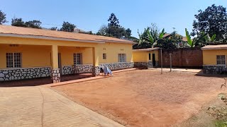 KURI KABURIMBO INYAMIRAMBO INZU MUBUSO 1600Sqm IGURISHWA  NBIKORA KUMIHANDA IBIRI0787757966 [upl. by Aliehs44]