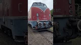 Eisenbahnmuseum Bochum  V200017 E94 080 bahn db trainspotting [upl. by Mehs995]