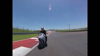 600 vs 1000 on track COTA [upl. by Esereht]