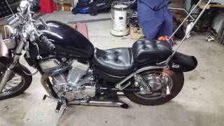 1992 Suzuki Intruder 1400 Cold Start [upl. by Azzil250]