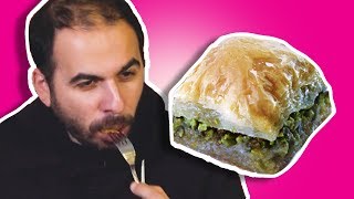 En Hızlı Baklava Yeme Kapışması [upl. by Yerbua61]