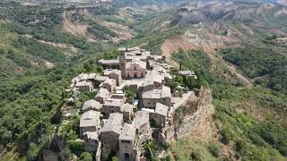 Civita di Bagnoregio vista dal drone 4K [upl. by Retsevel]