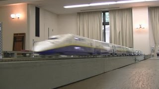 鉄道模型 E4系新幹線電車爆走 [upl. by Ennayelhsa]