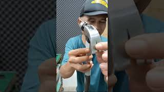 Palu Baja Magnetik anti slip alatpertukangan [upl. by Suiravat]