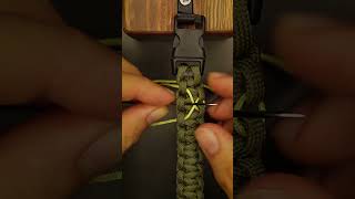 How to Make a Simple Paracord Cobra X MOD Knot Bracelet [upl. by Airol]